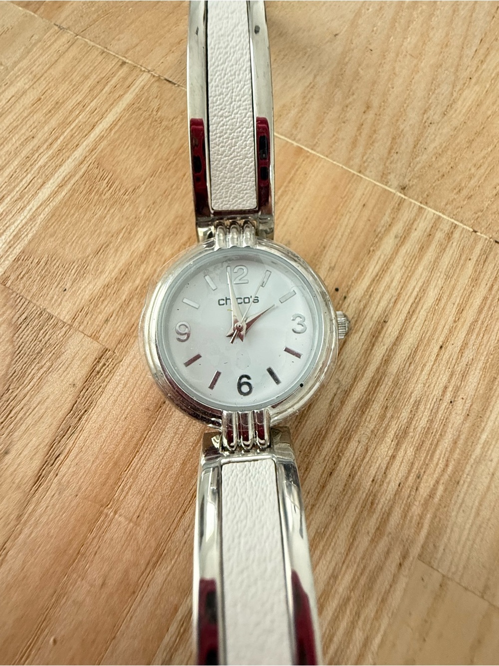 Chicos ladies silver tone dainty watch NEW BATTERY